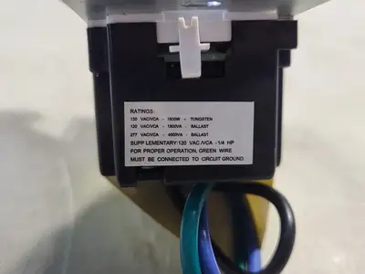 NEW LEVITON ODS15-IDW