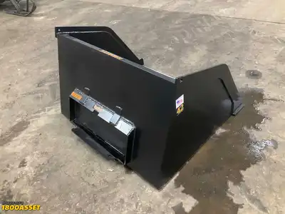 New Tomahawk 42" Snow / Mulch Bucket for Mini Skid Steer