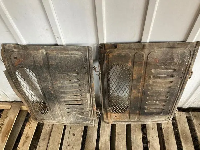 Used AFTERMARKET ANTIQUE VINTAGE GAS ENGINE / MOTOR COVER SHIELDS Engine Parts & Accessories Pennsylvania US | East West Machinery & Drilling #1417179