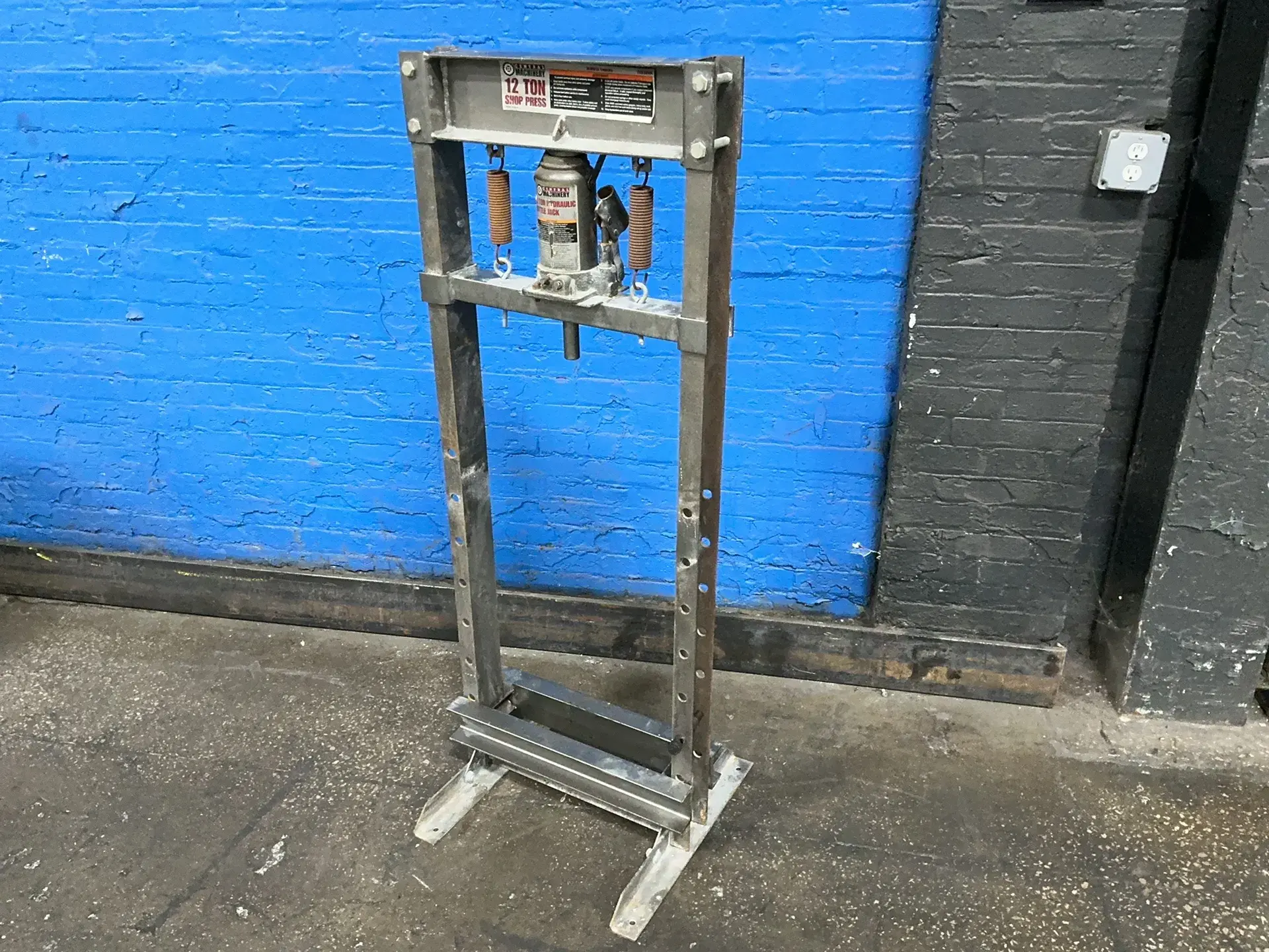 Used CENTRAL MACHINERY 60604 H-Frame Presses Ohio US | HGR 24 #1295209