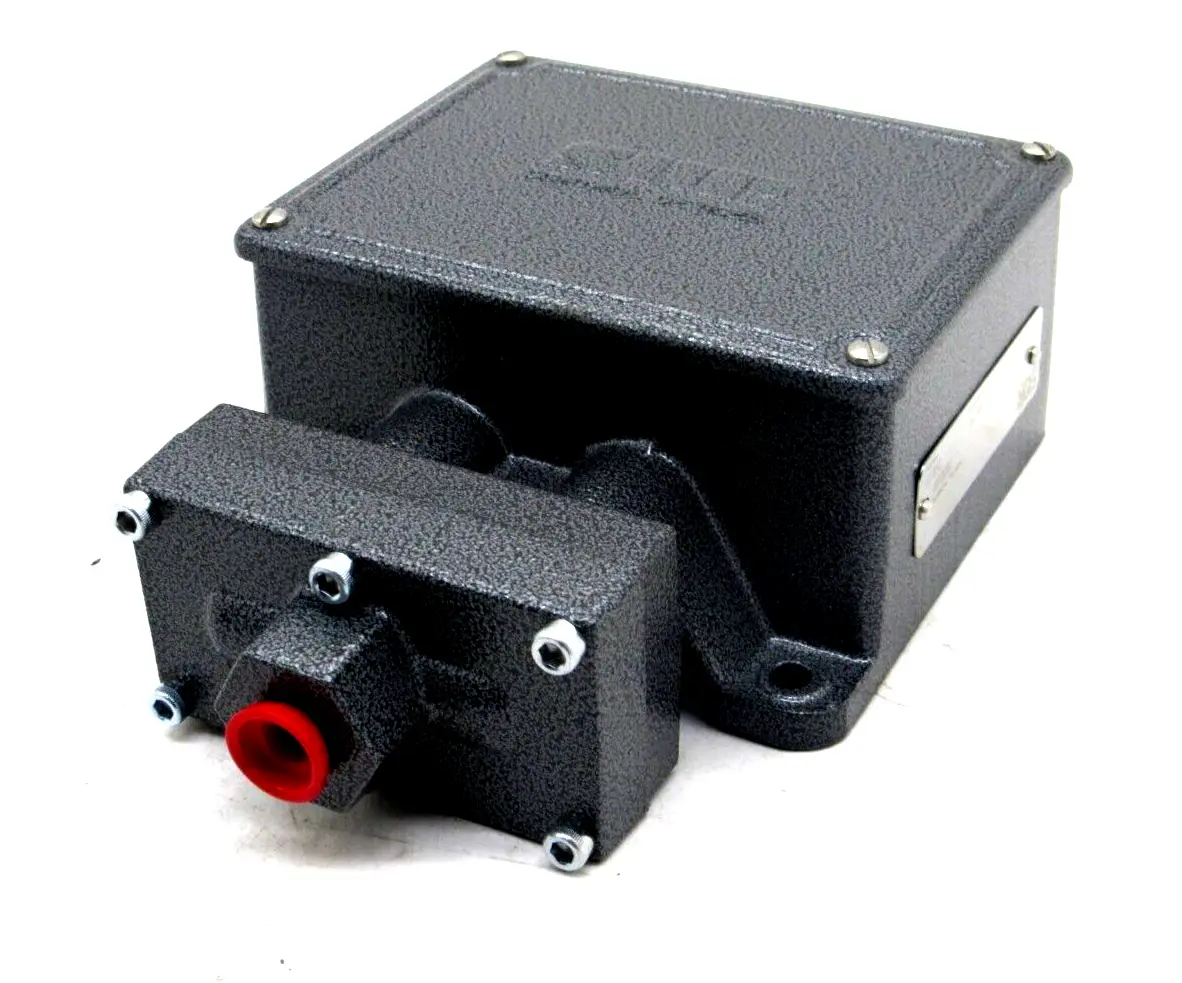 NEW SOR 66V1-AA3-N4-B1A PRESSURE SWITCH 66V1AA3N4B1A