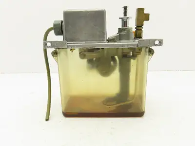 Showa SMD6-15C26 Automatic Cyclic Lubrication Oil Lube Pump Oiler 1.6L 110V 1PH