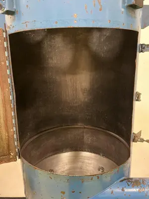 NOVATEC Hopper on Stand USED