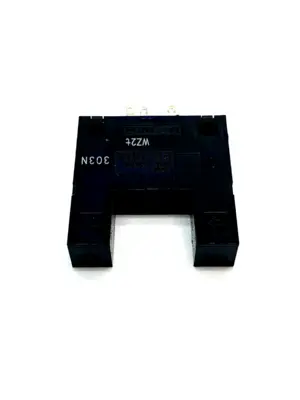 EE-SPX303N | Omron  Optical Sensor Through-Beam - Used