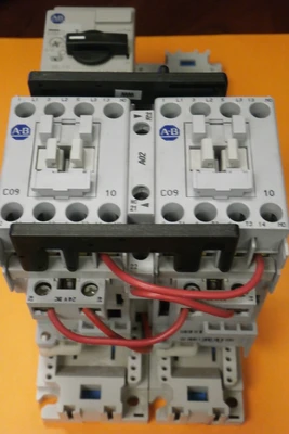 USED Siemens 140M-C2E-A25 SER B +  (2) 100-C09Z*10 SER A + A02