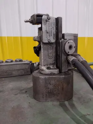 LAMINA PORTABLE DRILL & HYDRAULIC POWER UNIT: STOCK #21301
