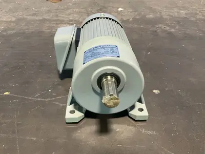 Used BOSTON GEAR BGSHM22120L01C Gearmotors Ohio US | HGR 24 #1358970