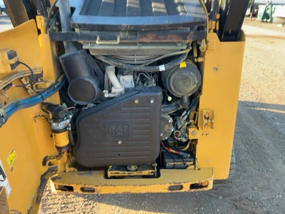 Used 2013 CATERPILLAR 257B3 Compact Track Loaders Michigan US | Miedema Asset Management Group #1579205