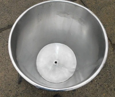 USED 25 GALLON SS TANK 25 GALLON