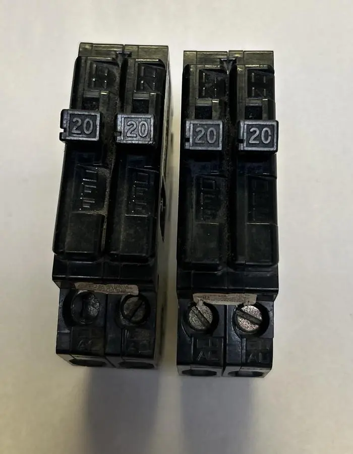 USED SYLVANIA A220