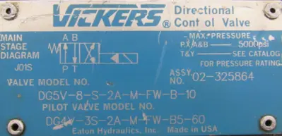 NEW VICKERS 02-325864 VALVE 02-109563 DG5V-8-S-2A-M-FW-B-10 DG4V-3S-2A-M-FW-B560
