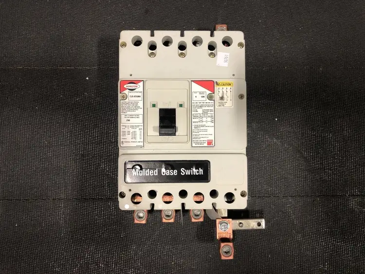 Used FEDERAL PIONEER NO. CJL4250NA Switchgears British Columbia CA | Lenmark #244307