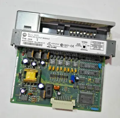 ALLEN BRADLEY SLC 500 1746-NO4I SER A 1746NO4I OUTPUT MODULE ANALOG