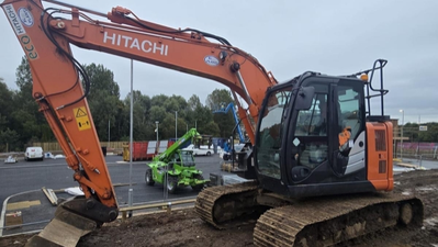 USED 2017 Hitachi ZX135US-6