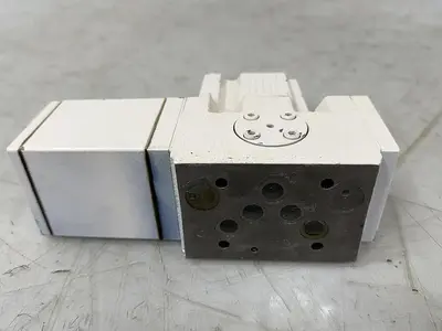 USED MOOG D661-5009