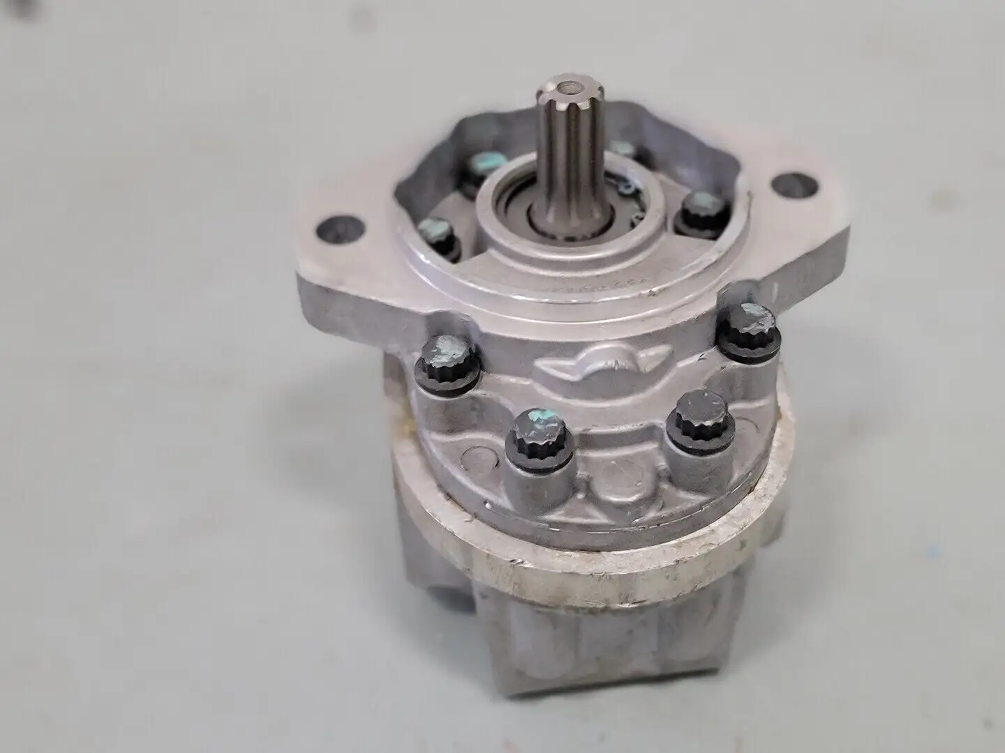 USED EATON 26703-DAH