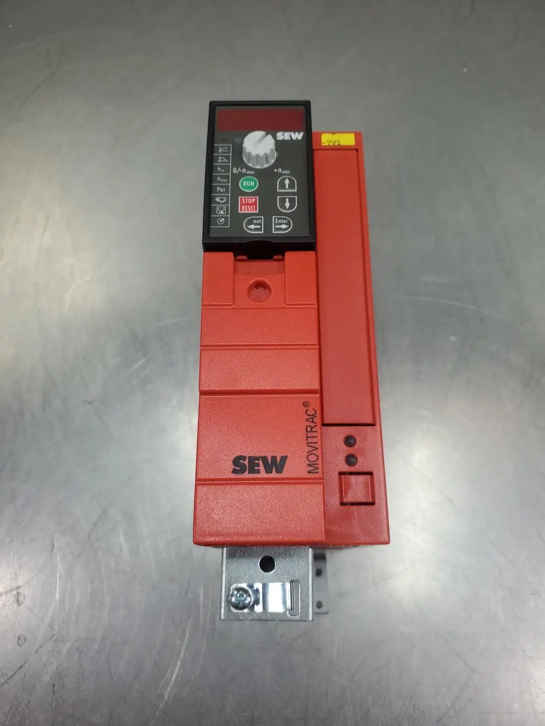 USED SEW EURODRIVE MC07B0015-5A3-4-0 Movitrac VFD 2HP Variable Frequency Drive