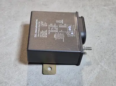 NEW 2016 DCL INTERNATIONAL INC X0800-0036-00