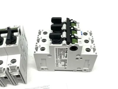 USED EATON FUSIBLE DISCONNECT 3-POLE, OPEN TYPE SWITCH