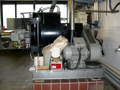 Ellerwerk 936H cGMP peeler centrifuge, Hastelloy C-4.