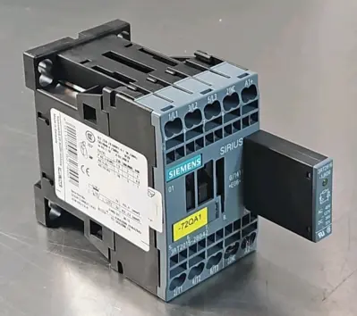Siemens 3RT2015-2BB42 / 3ZX1012-0RH21-1AA1 Contactor (LOT OF 3) Loc4E40