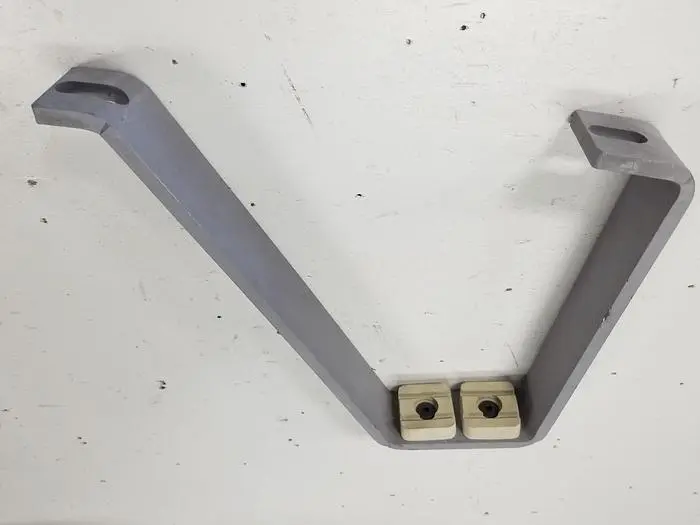 NEW WHIRLWIND 216 STOP BRACKET