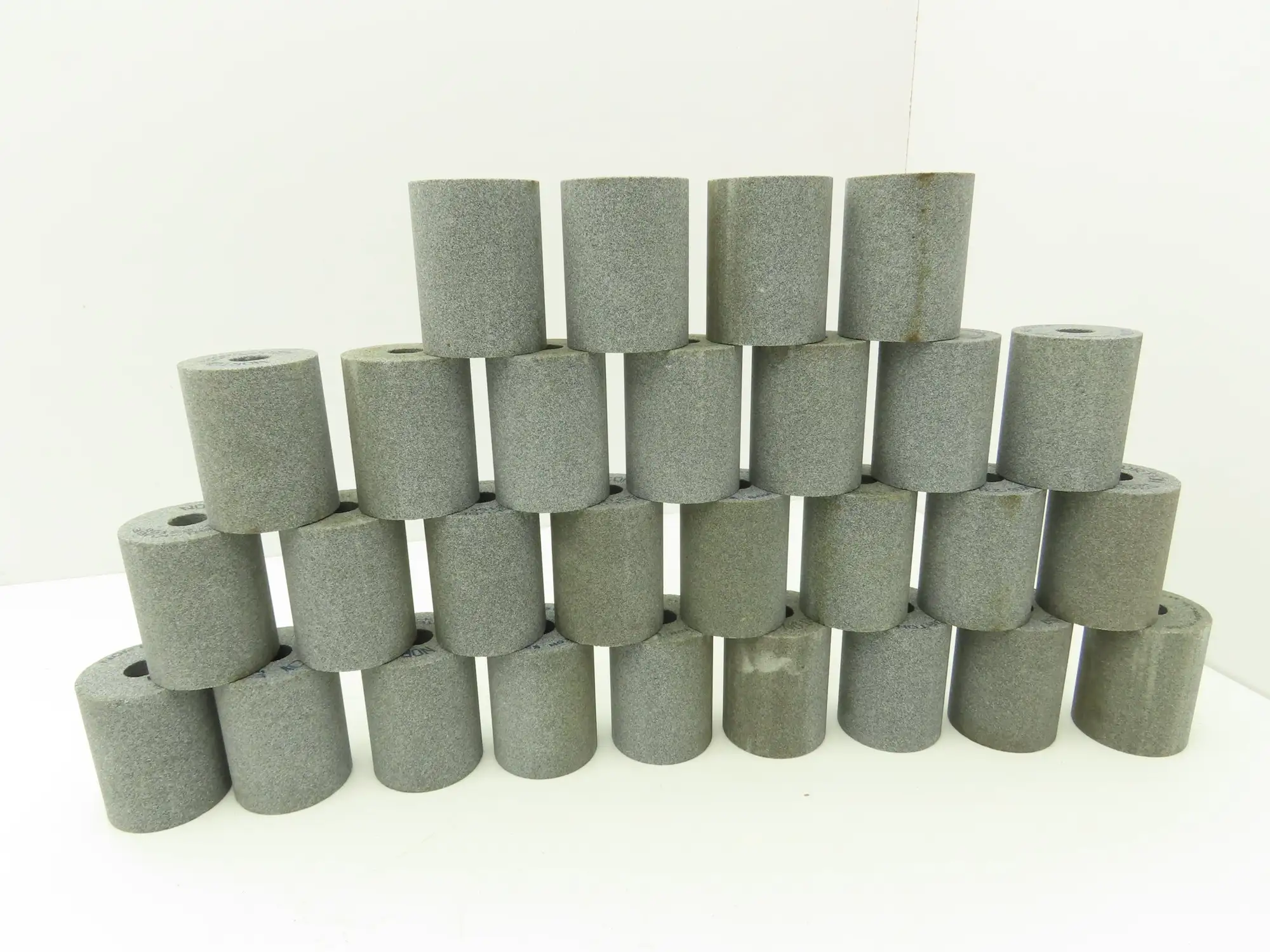 Norton 53A80-KVBE Grinding Wheel Alundum 2-3/4"W x 2"OD x 5/8"ID Lot of 28