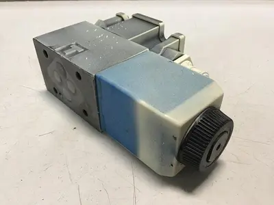 USED VICKERS DG4V-3S-2A-M-FW-D7-H5-60