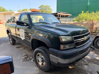 Used 2006 CHEVROLET SILVERADO 2500 Pickup Trucks Michigan US | Miedema Asset Management Group #1391637