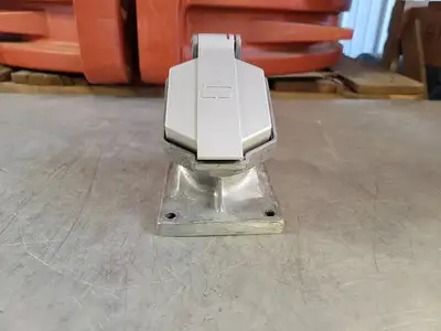 NEW CROUSE-HINDS ENR5201 M3