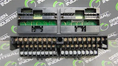 GE Fanuc IC670CHS001E I/O Base Module IC670TBM001C Used