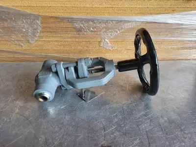 1" Class 1500 Globe Valve B16.34