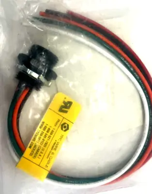 NEW TPC WIRE & CABLE 84500 5 WIRE MALE RECEPTACLE LOT OF 13