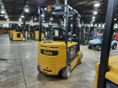USED 2020 YALE ERC070