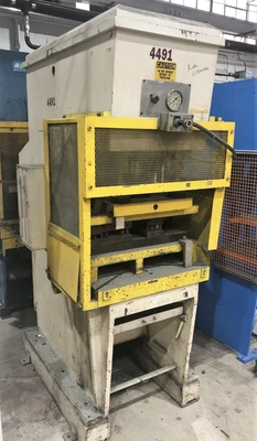 USED 1995 COLE TUVE COLE-TUVE CF-33 PRESS