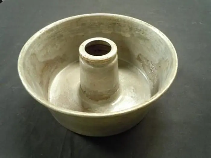 BUNDT CAKE PANS 9-1/2"