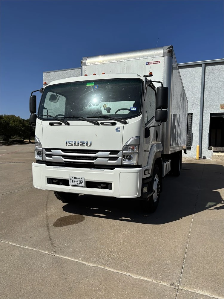 Used 2022 ISUZU "FTR" VAN BODY TRUCK - DIESEL (2022) Box trucks Texas US | MachineryMax #1488284