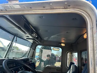 USED 2015 KENWORTH T800
