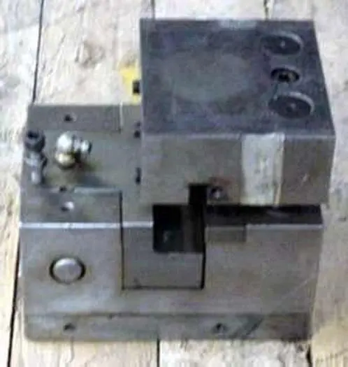 Used _UNKNOWN_ _UNKNOWN_ Chain Making Machines | Gold Machinery #439899