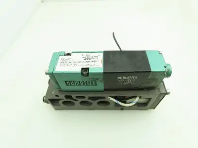 Numatics 082SA415M046P61 Single Acting Solenoid Valve 225-369 24 VDC 6.3W