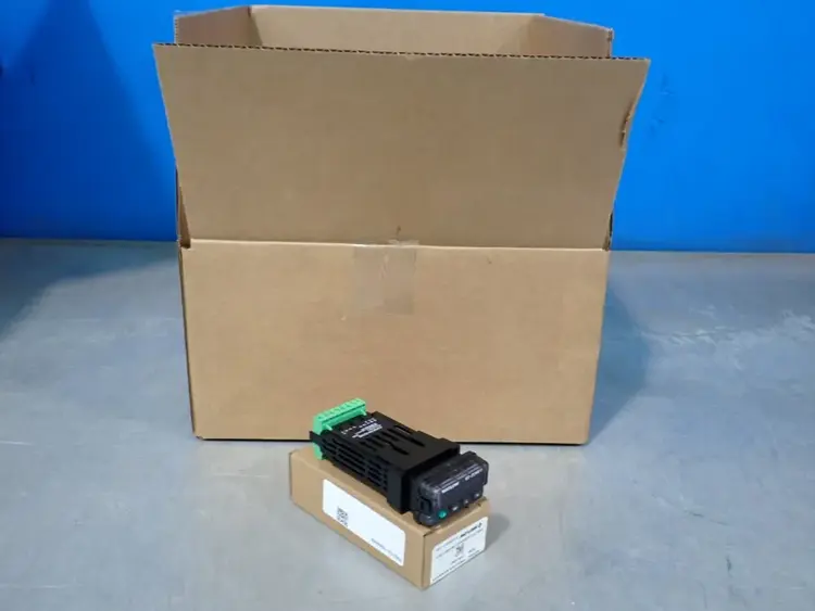 New | in-Stock WATLOW PM3C1EAAAAAAAA Temperature Controls Ohio US | HGR 24 #1187218