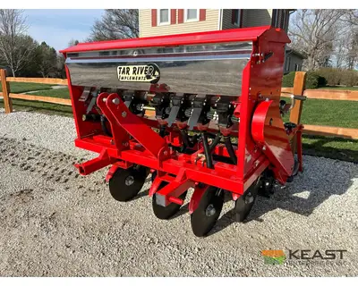 Used TAR RIVER _UNKNOWN_ Food Plot Seeders Iowa US | Keast Enterprises #1360509