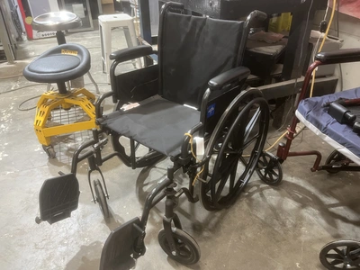 Used LARGE LOT OF WHEELCHAIRS CRUTCHES WALKERS AND SHOWER SEATS _UNKNOWN_ Home Care / Nursing Supplies Michigan US | Miedema Asset Management Group #1414871