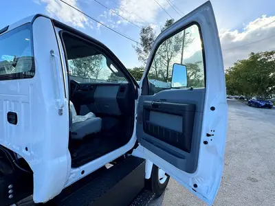 Used 2025 FORD F-750 Cab Chassis trucks Florida US | Truck and Van Outlet #1509240