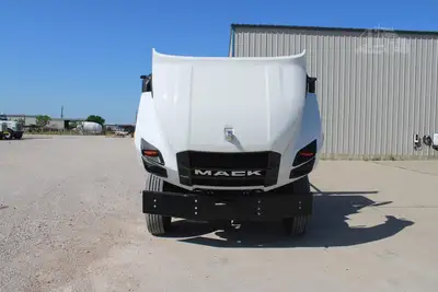 Used 2025 MACK MD7 Rolloff Trucks Texas US | Roll Off Truck World #1491915