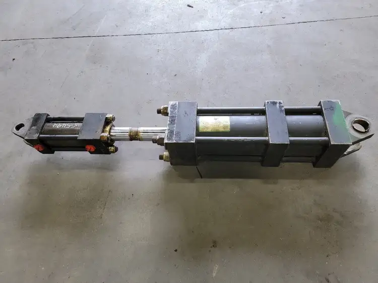 Used ROYAL ELECTRIC R1-CC-SP Parts (Hydraulics and Pneumatics) British Columbia CA | Lenmark #266123