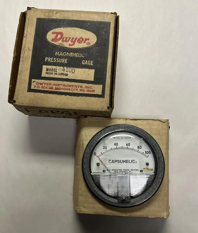 New | in-Stock DWYER 4100 Lab Manometers Ohio US | Surplus Asset Holdings #1236072