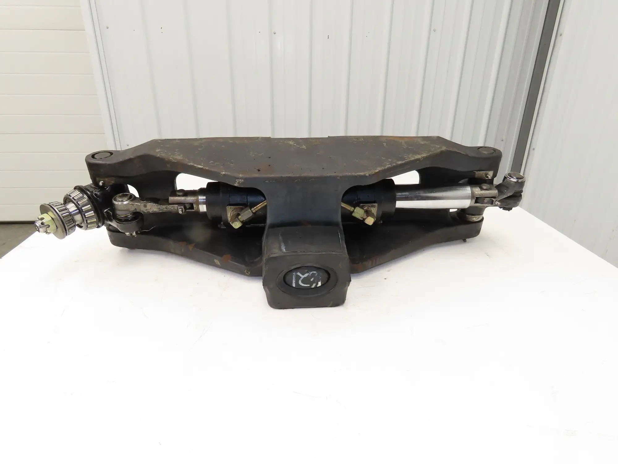 Toyota 5FBCU20 Electric Forklift Rear Axle Dual Hydraulic Steering Assembly