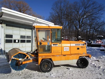 Used 2006 ROSCO 4820 Street Sweeper New York US | Abele Tractor #1343028