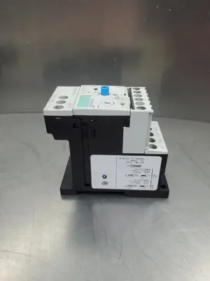 USED Siemens 3RB2016-1PB0 SOLID STATE OVERLOAD RELAY w/3RB2913-0AA1 MODULE